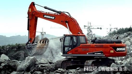 半岛APP「我的工程机械网」25日上海二手挖掘机市场小松挖掘机价格(图1)